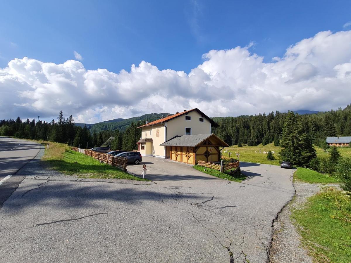Apartmenthaus Almwiese Flattnitz Екстериор снимка